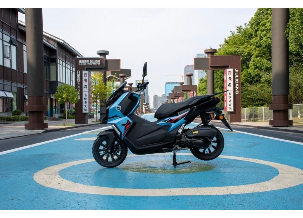 СКУТЕР BAVARIA .СКУТЕР BAVARIA